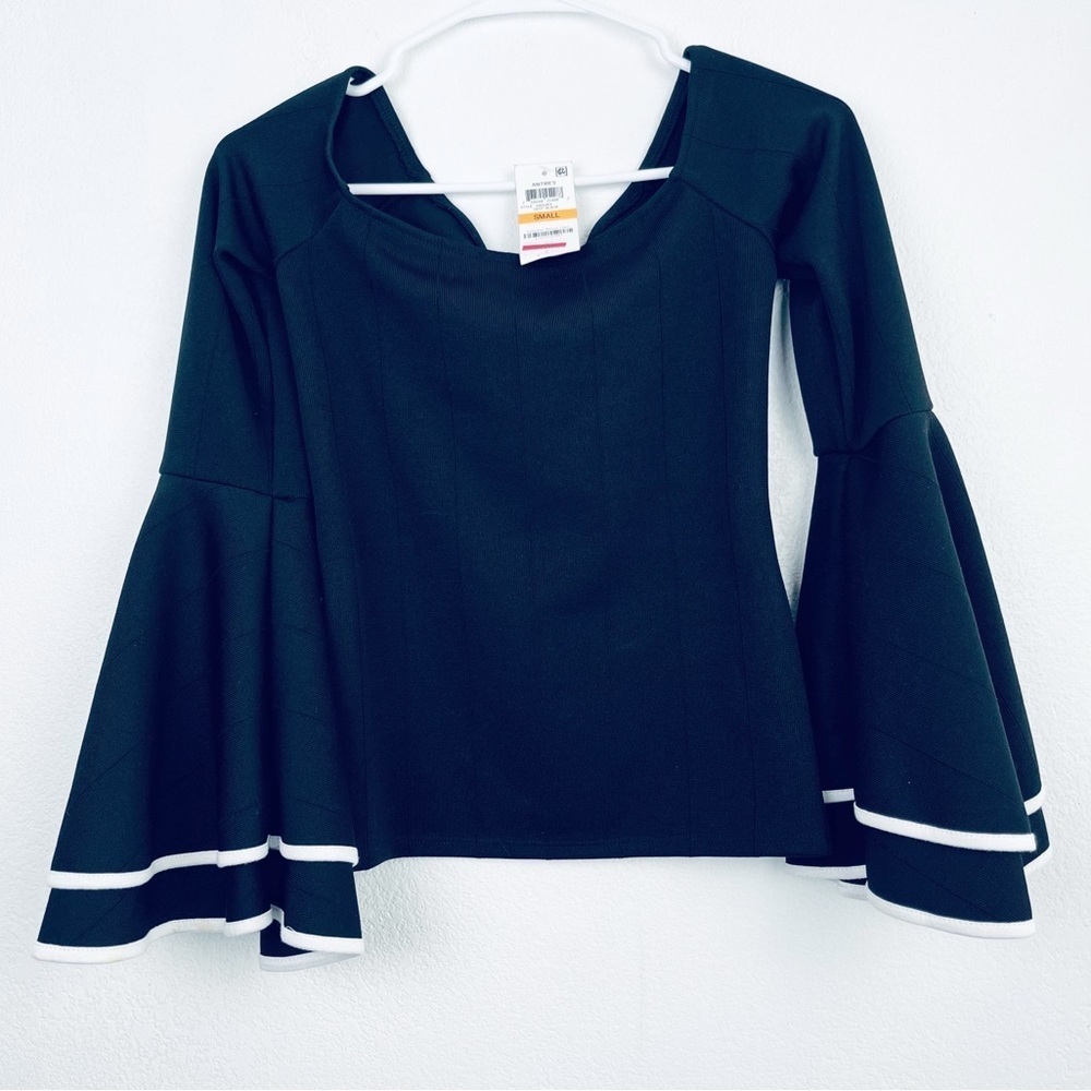 NWT bar III size S black knit flare sleeves blouse